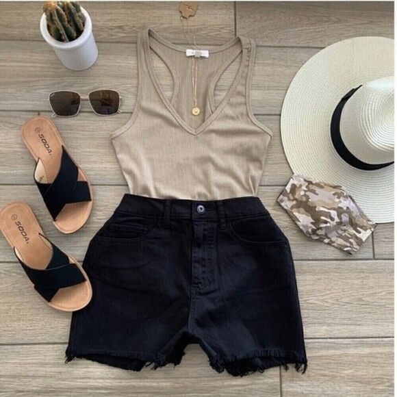 denim Womens Jean shorts butterfly buttons HIGH RISE 25 BLACK raw hem 𝅺APRIL77 - Picture 3 of 13